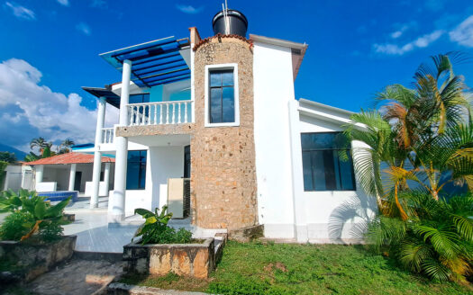 MAGNIFICA CASA QUINTA EN CHINAUTA