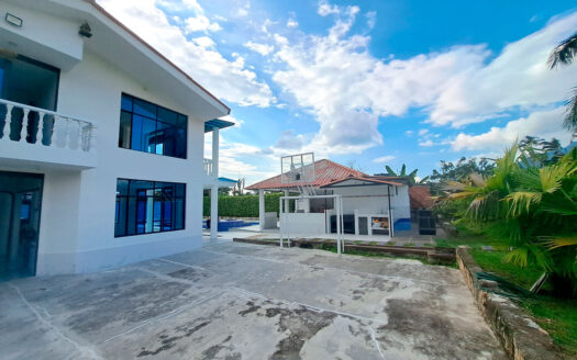 MAGNIFICA CASA QUINTA EN CHINAUTA