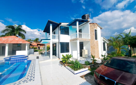MAGNIFICA CASA QUINTA EN CHINAUTA