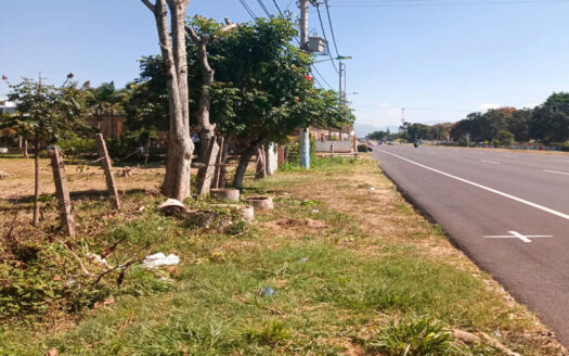EXCELENTE LOTE EN CHINAUTA