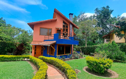 MAGNIFICA CASA CAMPESTRE EN FUSAGASUGÁ