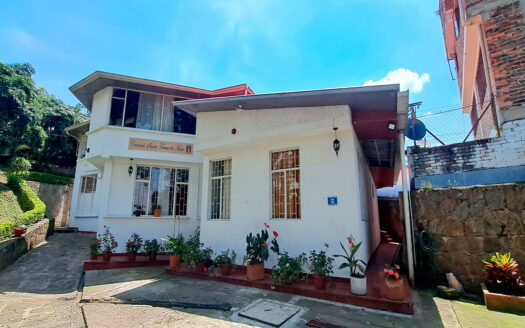 EXCELENTE CASA LOTE EN SILVANIA