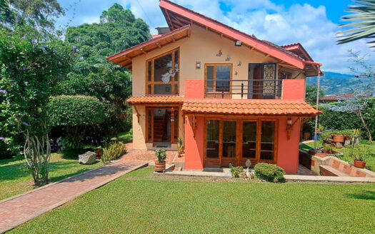 MAGNIFICA FINCA EN FUSAGASUGÁ