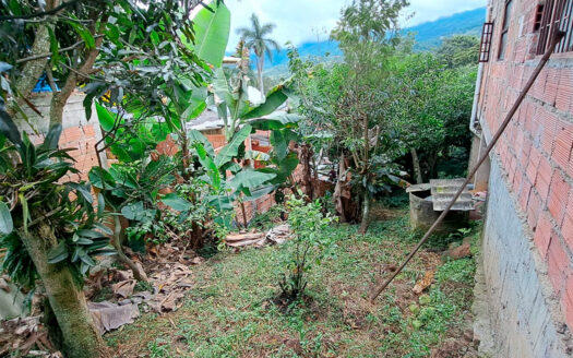 Casa Lote rentable Silvania