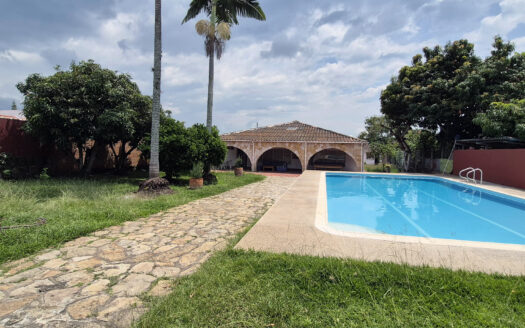Casa campestre Chinauta Con piscina