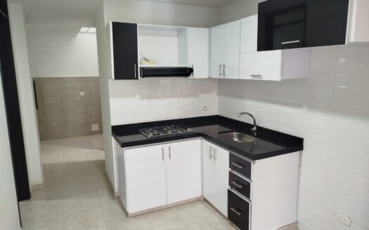CASA CON 3 APTOS PARTE PLANA