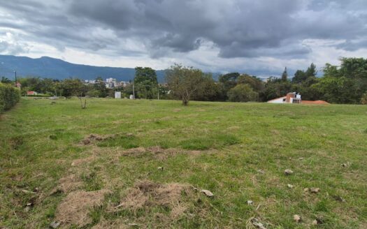LOTE EN EXCLUSIVO CONDOMINIO URBANO