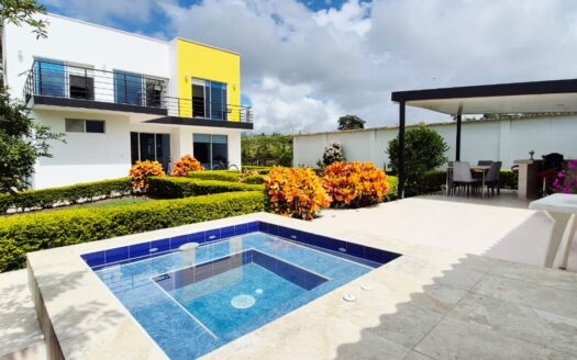 Casa en Condominio – Chinauta