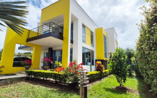 Casa en Condominio – Chinauta