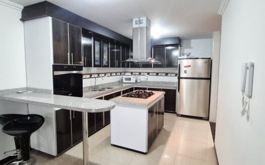 Casa en conjunto con Jacuzzi