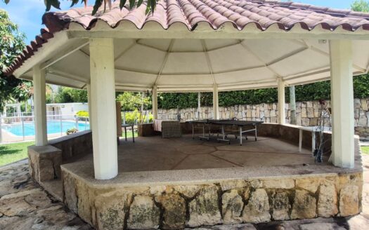 Casa Campestre con capilla en chinauta