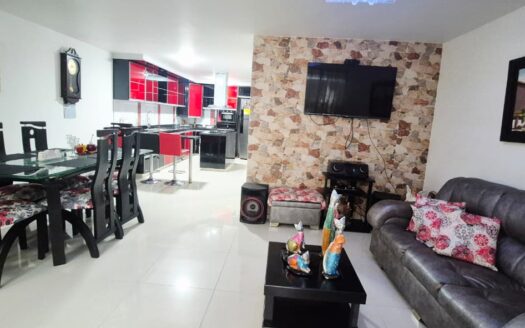 CASA CON JACUZZI EN CONJUNTO