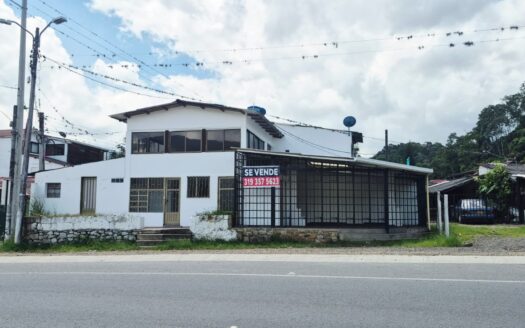 CASA COMERCIAL SOBRE AUTOPISTA