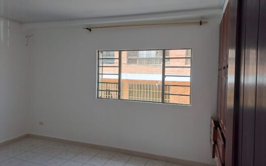 CASA CON 2 APARTAMENTOS GRANCOLOMBIA
