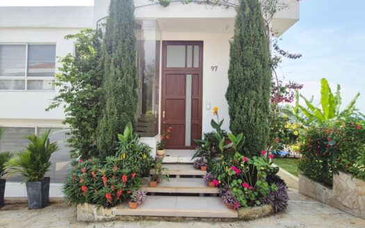 🏡 VENDO HERMOSA CASA EN EXCLUSIVO CONDOMINIO EN SILVANIA
