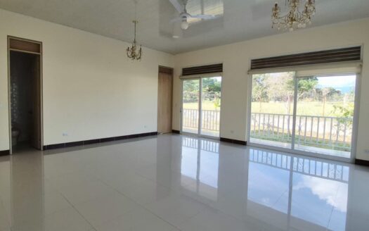 QUINTA DE 2900 M2 CHINAUTA