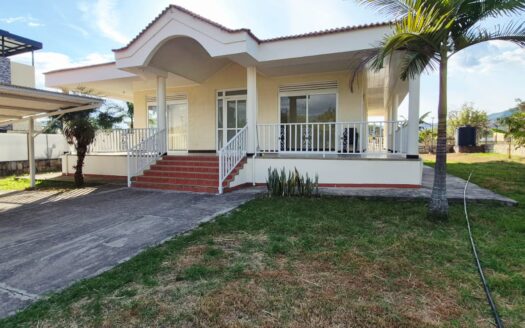 QUINTA DE 2900 M2 CHINAUTA