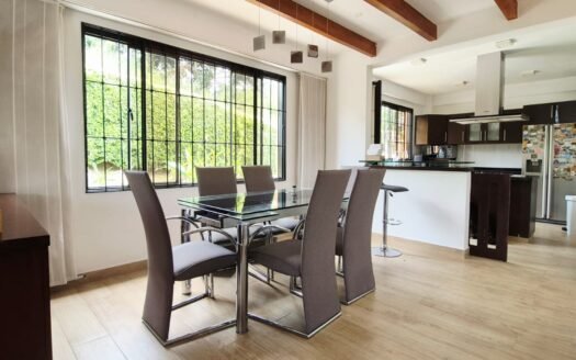 CASA CAMPESTRE EN VENTA EN FUSAGASUGÁ