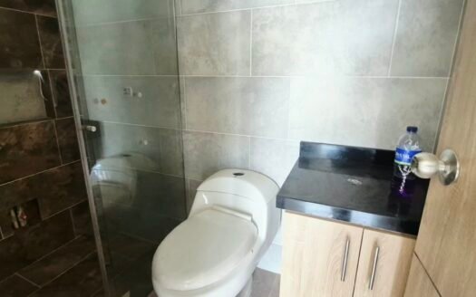 ¡ESPECTACULAR CASA ESQUINERA RENTABLE